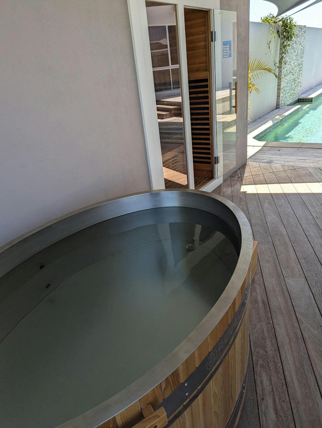 Revel Glacier Duo Premium Cedar Ice Bath Includes Chiller