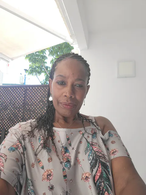 CLARIFYING C12 SERUM | FREE SHIPPING ON FIRST ORDER| FREE SHIPPING ON ORDERS OVER £30