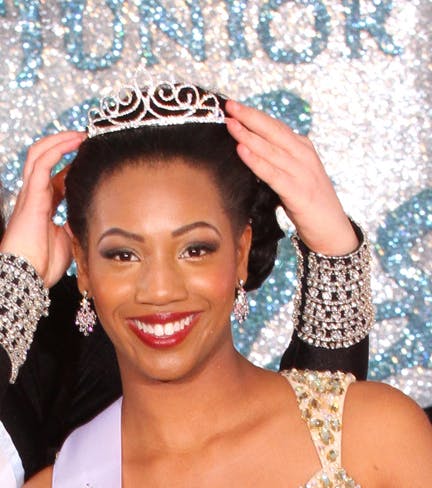 15465 - Fleur De Swirl Tiara - 2