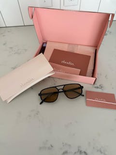 Review picture Review picture