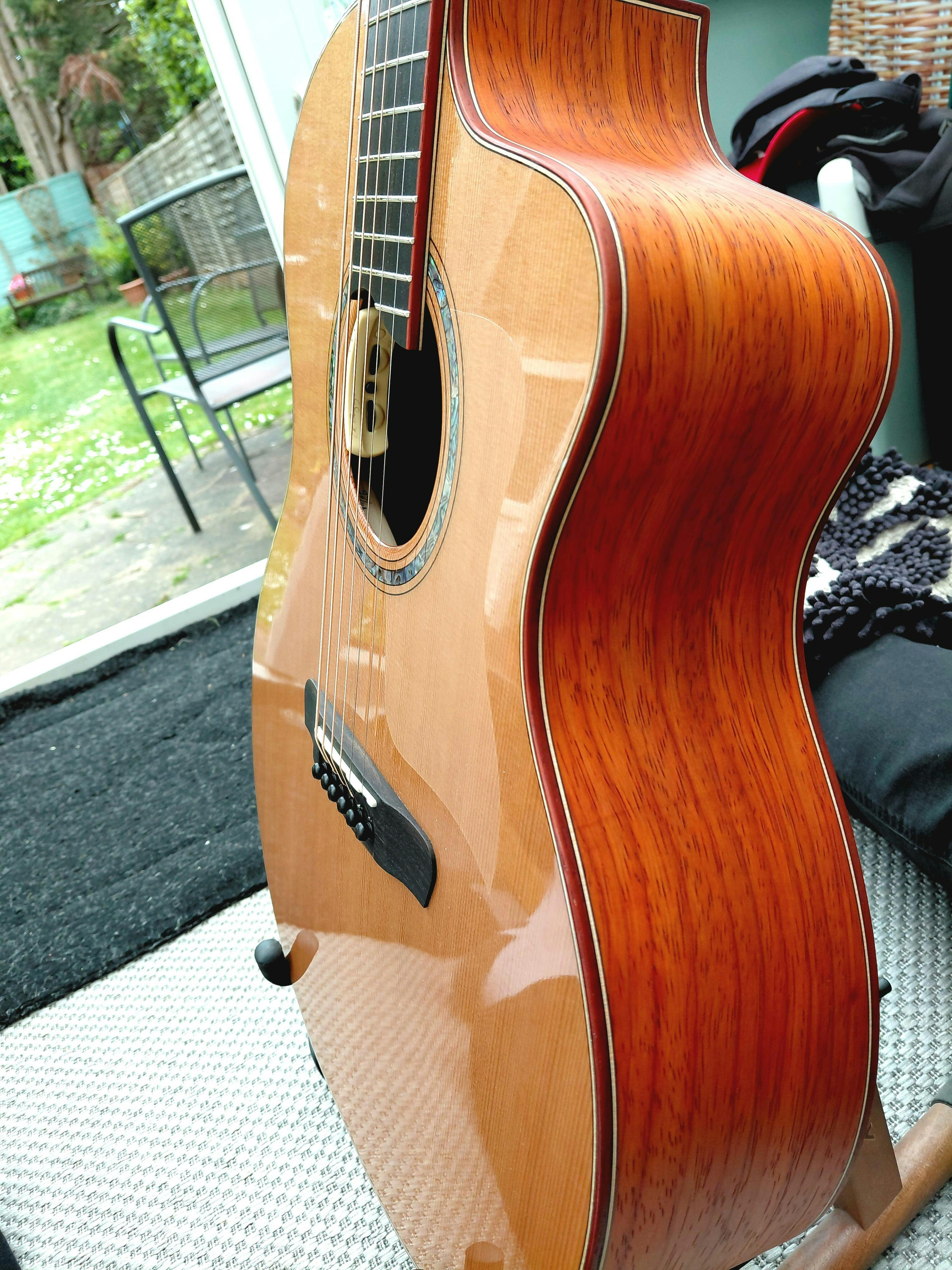 Enya X3 pro Mini 90% Carbon fibre+TransAcoustic - Richards Guitars Of