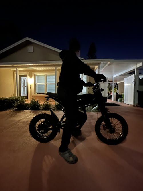 GT54 Pro Electric Mini Motorbike for Teenagers & Adults