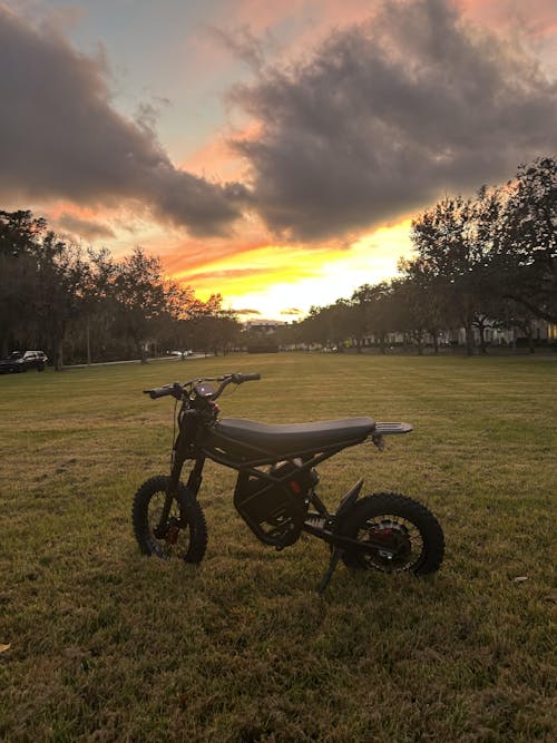 GT54 Pro Electric Mini Motorbike for Teenagers & Adults