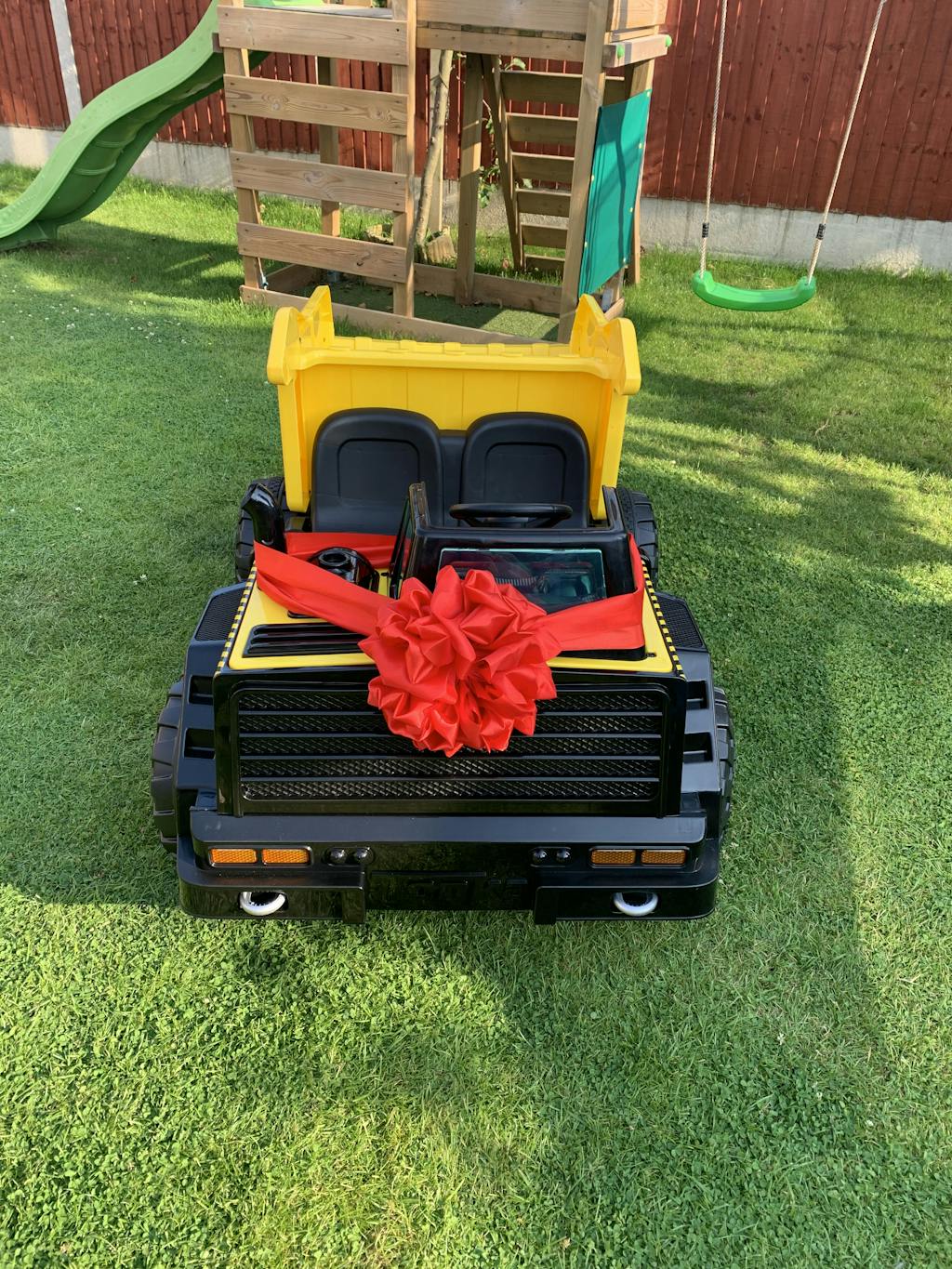 Tonka Mighty Dump Truck Kids 12V Battery Electric RideOn — RiiRoo