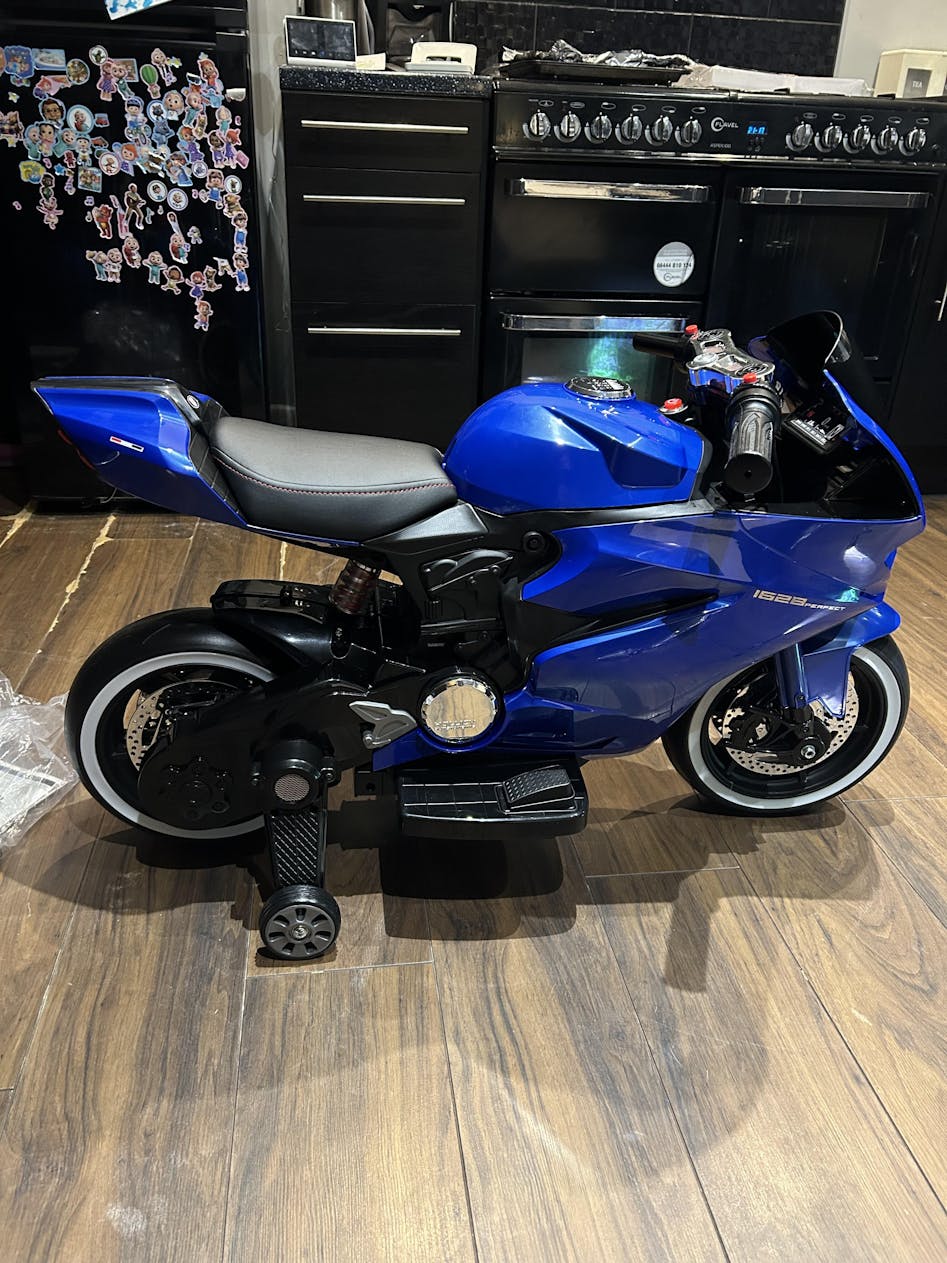 Ducati Style 12V Battery Electric Motorbike RiiRoo