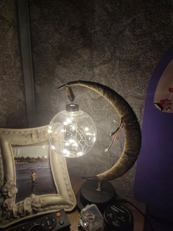 Lámpara Luna envolvente