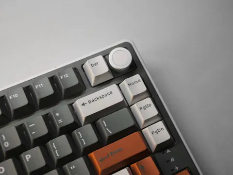 R75 75% Wireless Gaming Keyboard  (QMK/VIA)