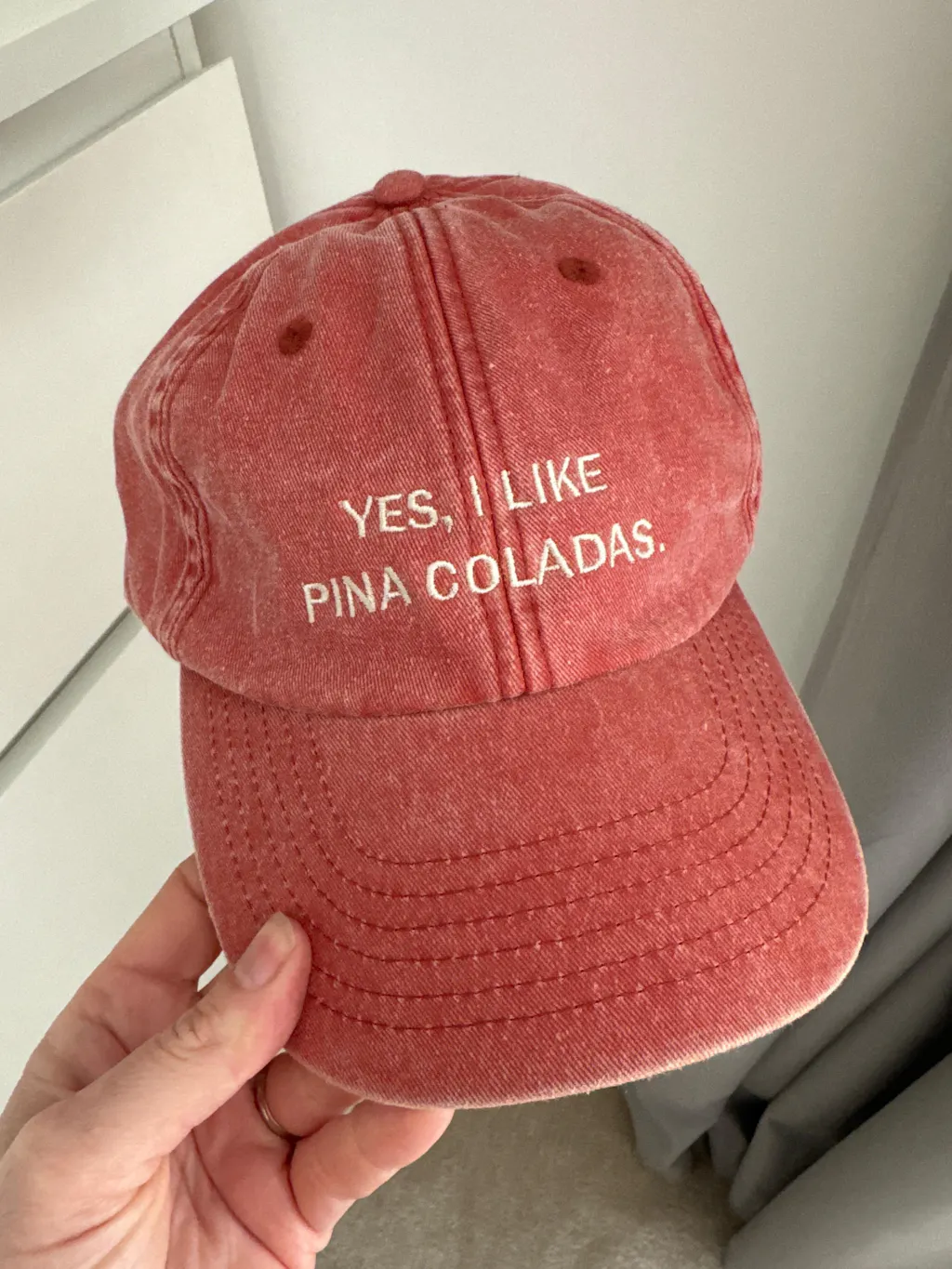 Exclusive Slogan Print Cap in Beige