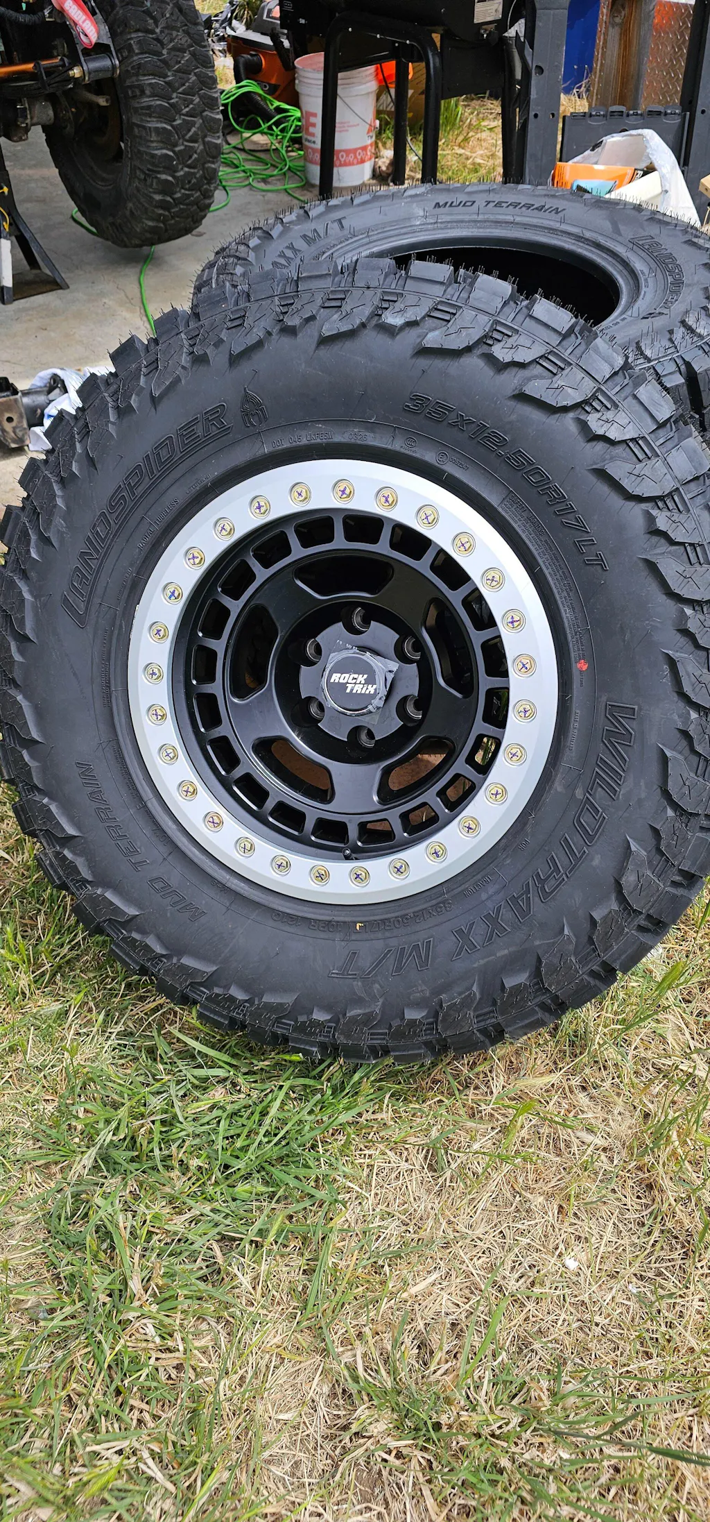 RT115BL - Modern 5 Spoke Beadlock