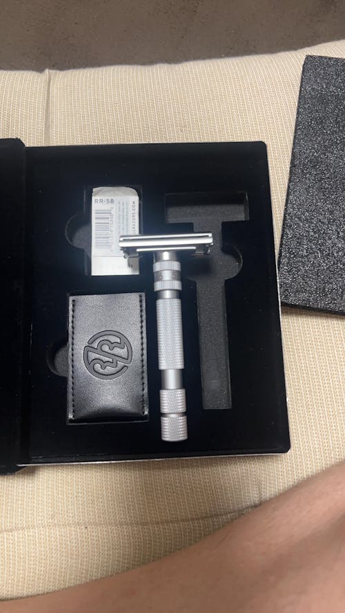 Rockwell Razors T2 ブラッシュクローム 無段階のシェービング