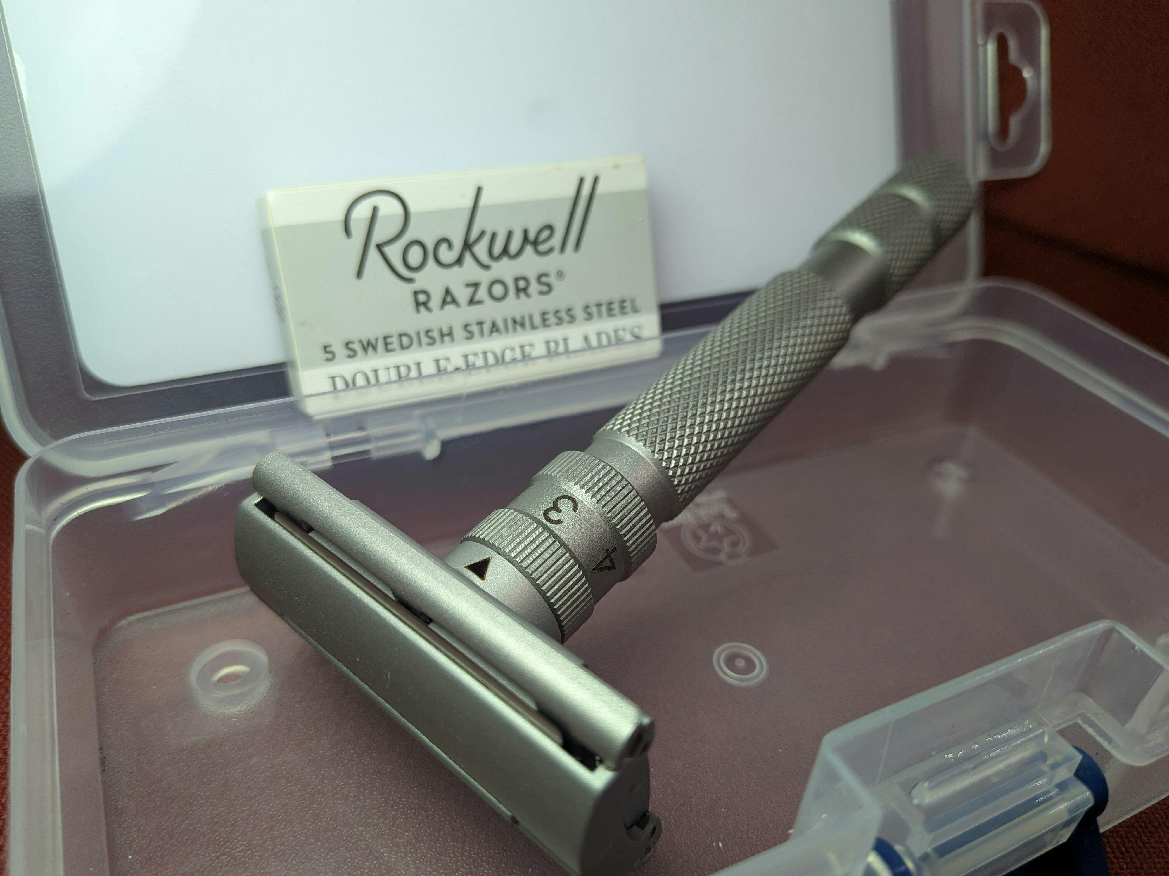 オールステンレスカミソリの良いところ – ロックウェルレイザー