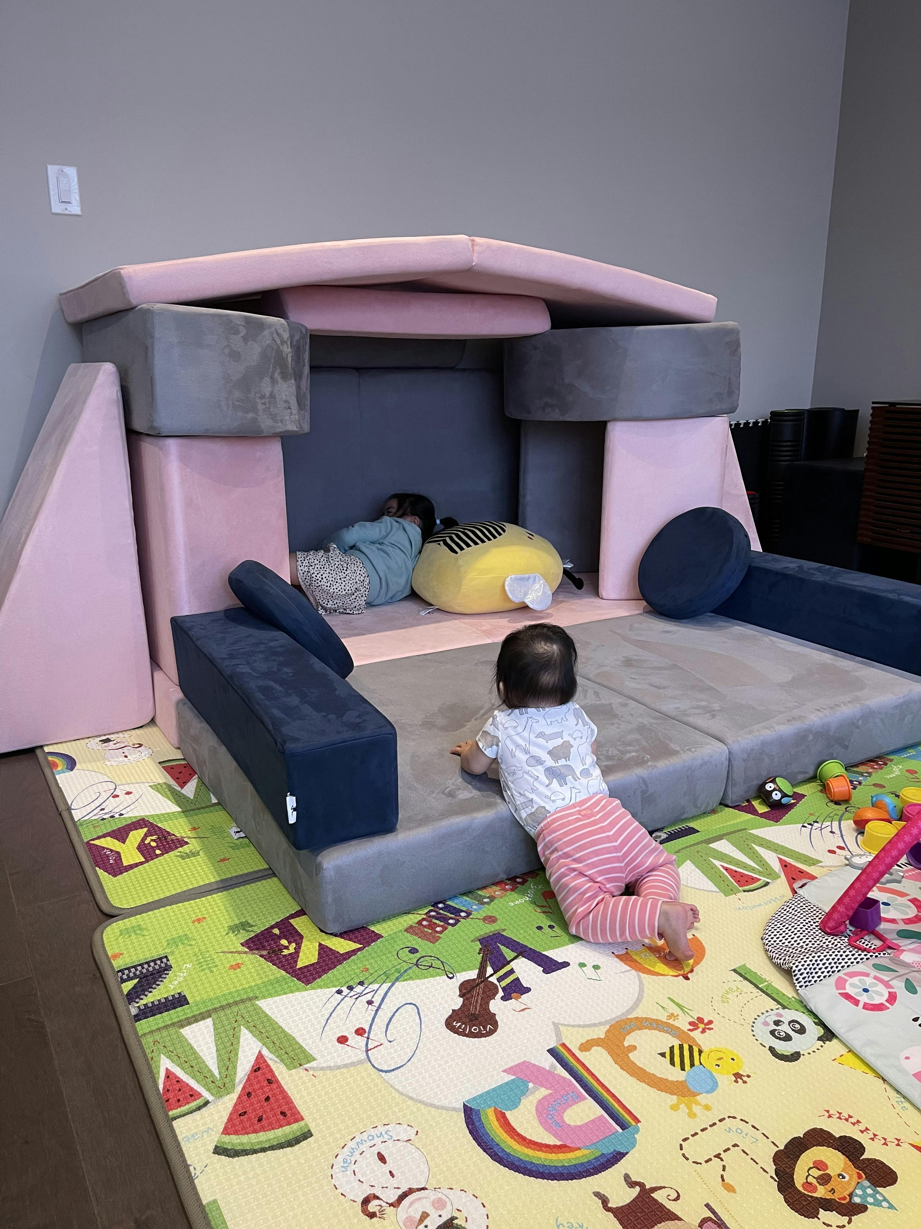 The Joey Play Couch Roo & You