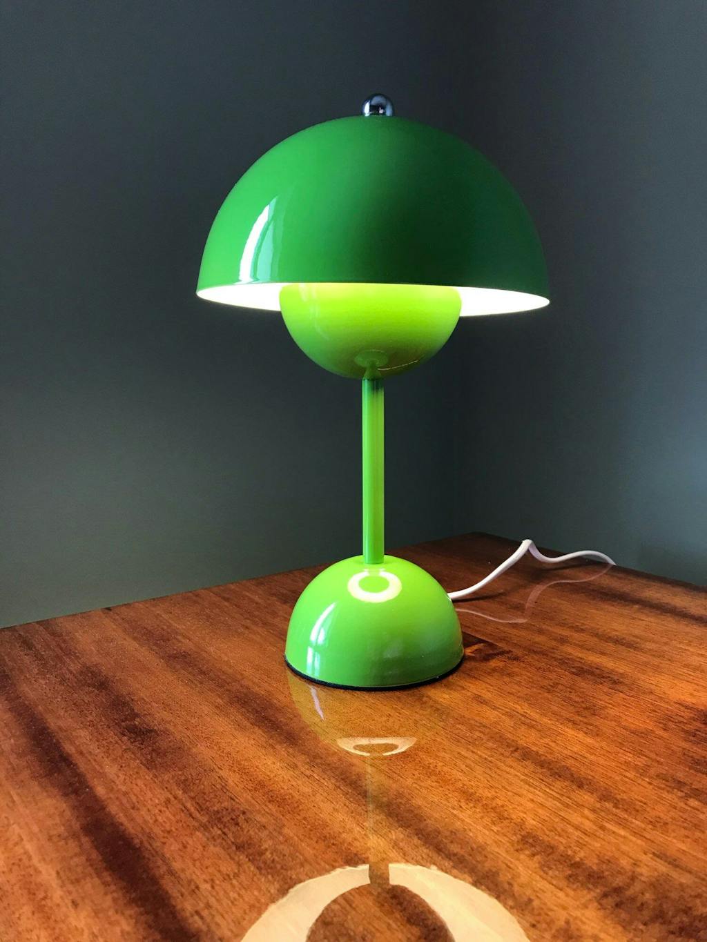 Flowerpot Table Lamp Shop Online on roomtery
