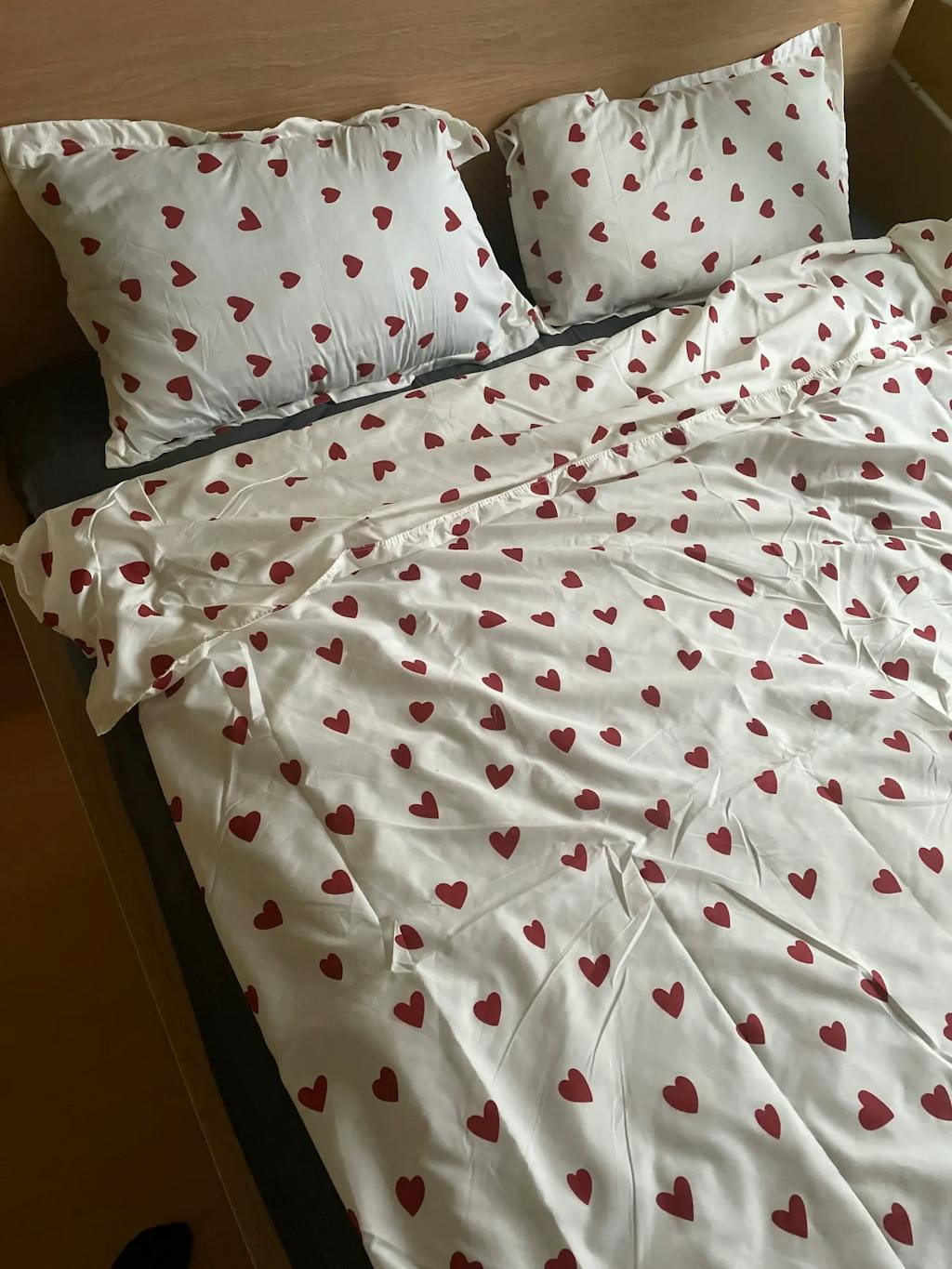 Vintage Red Hearts Bedding Set | Aesthetic Bedding - roomtery