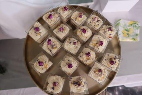 Essbare Damaszener Blüten getrocknet mit Rosen Aroma