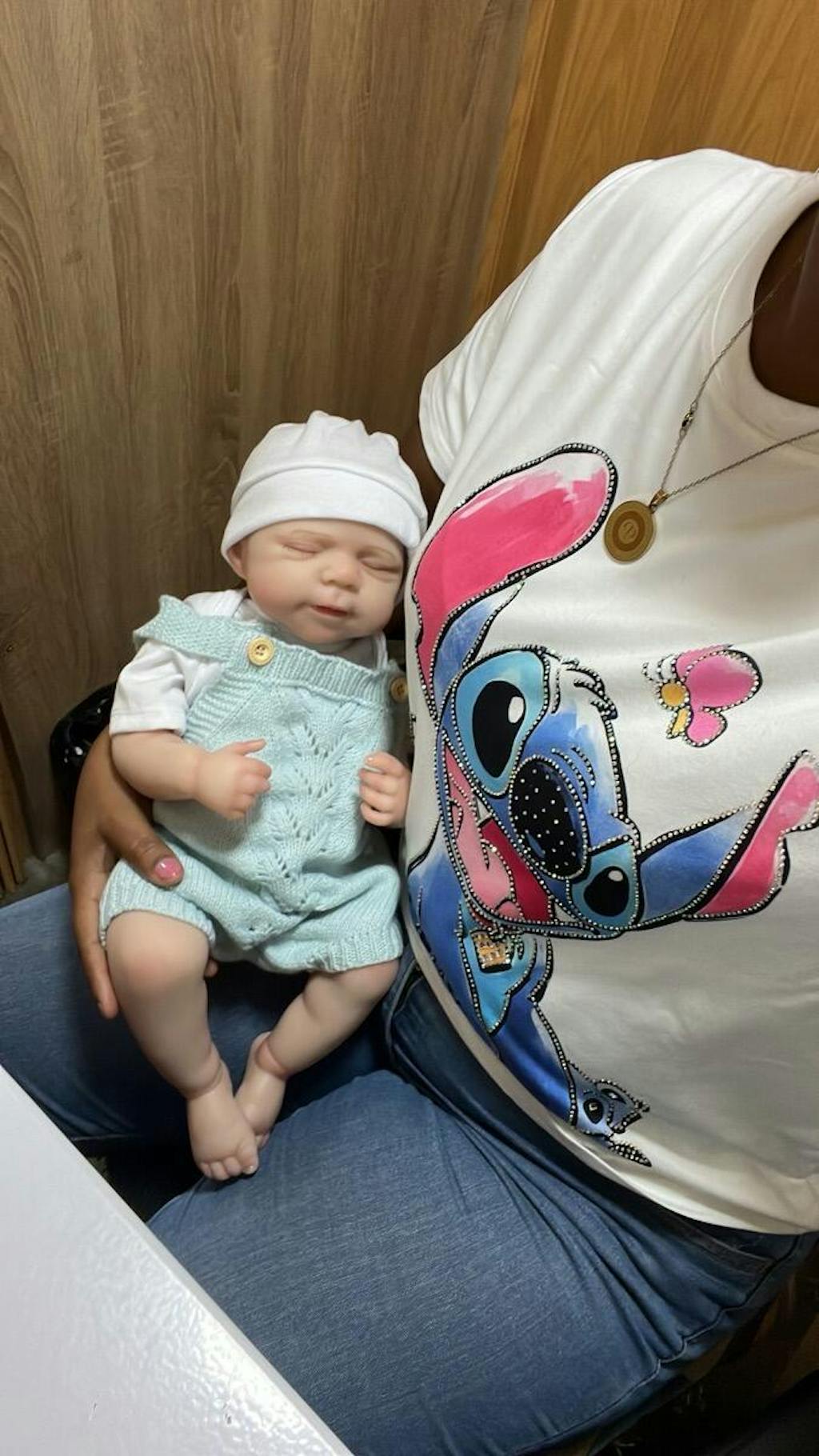 Bambola reborn realistica dipinta a mano da 48 cm Pascale che dorme