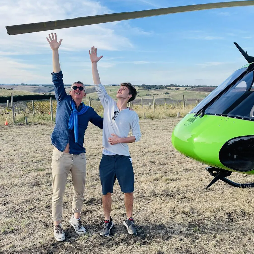 12 Apostles & Great Ocean Road Helicopter Tour