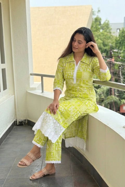 Lime Green Floral Print Wide Lace Kurta With Pant