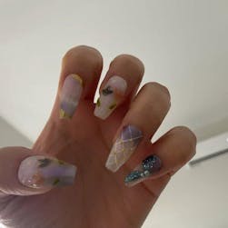 Shining Field  - Press on Nails