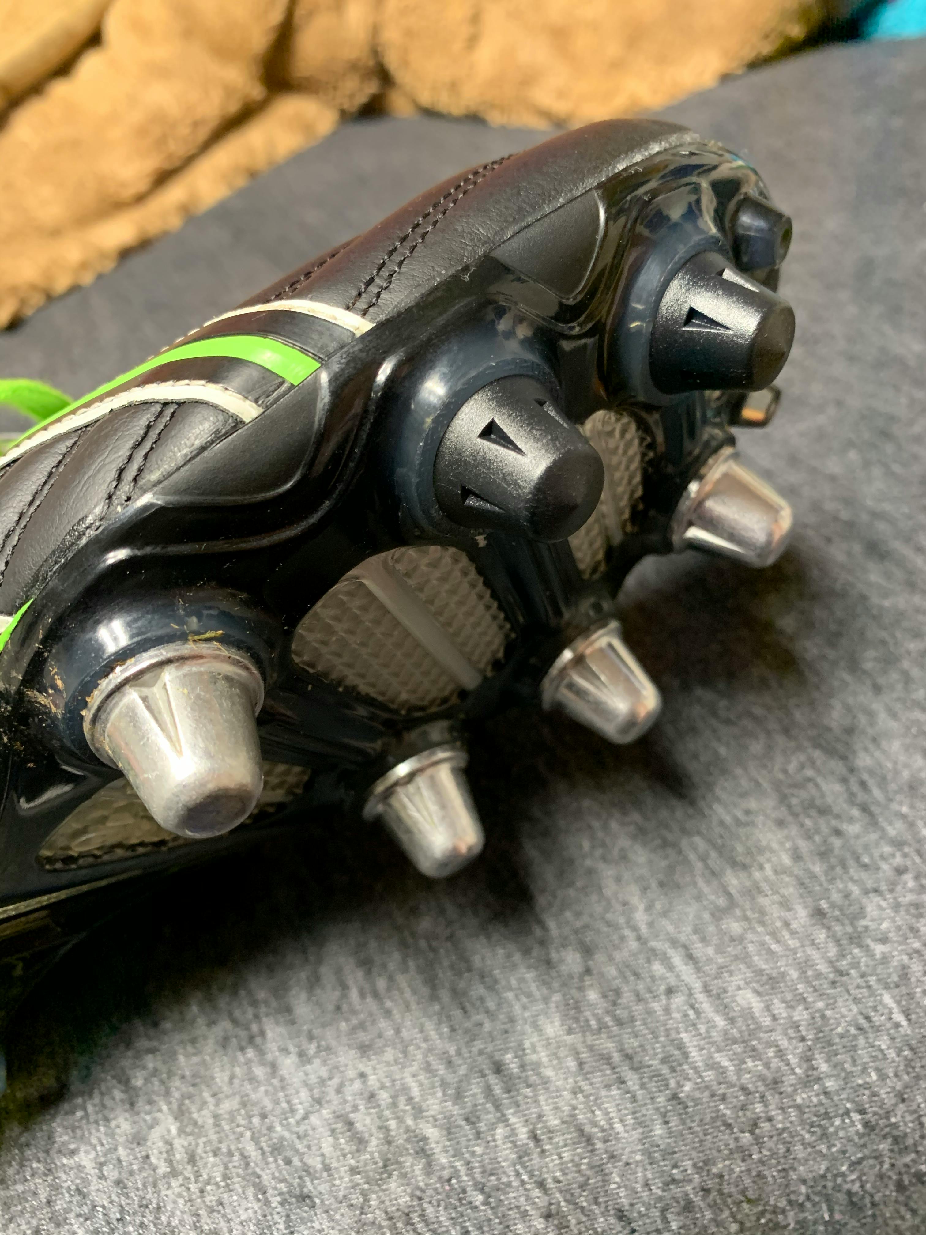 nike metal stud rugby boots