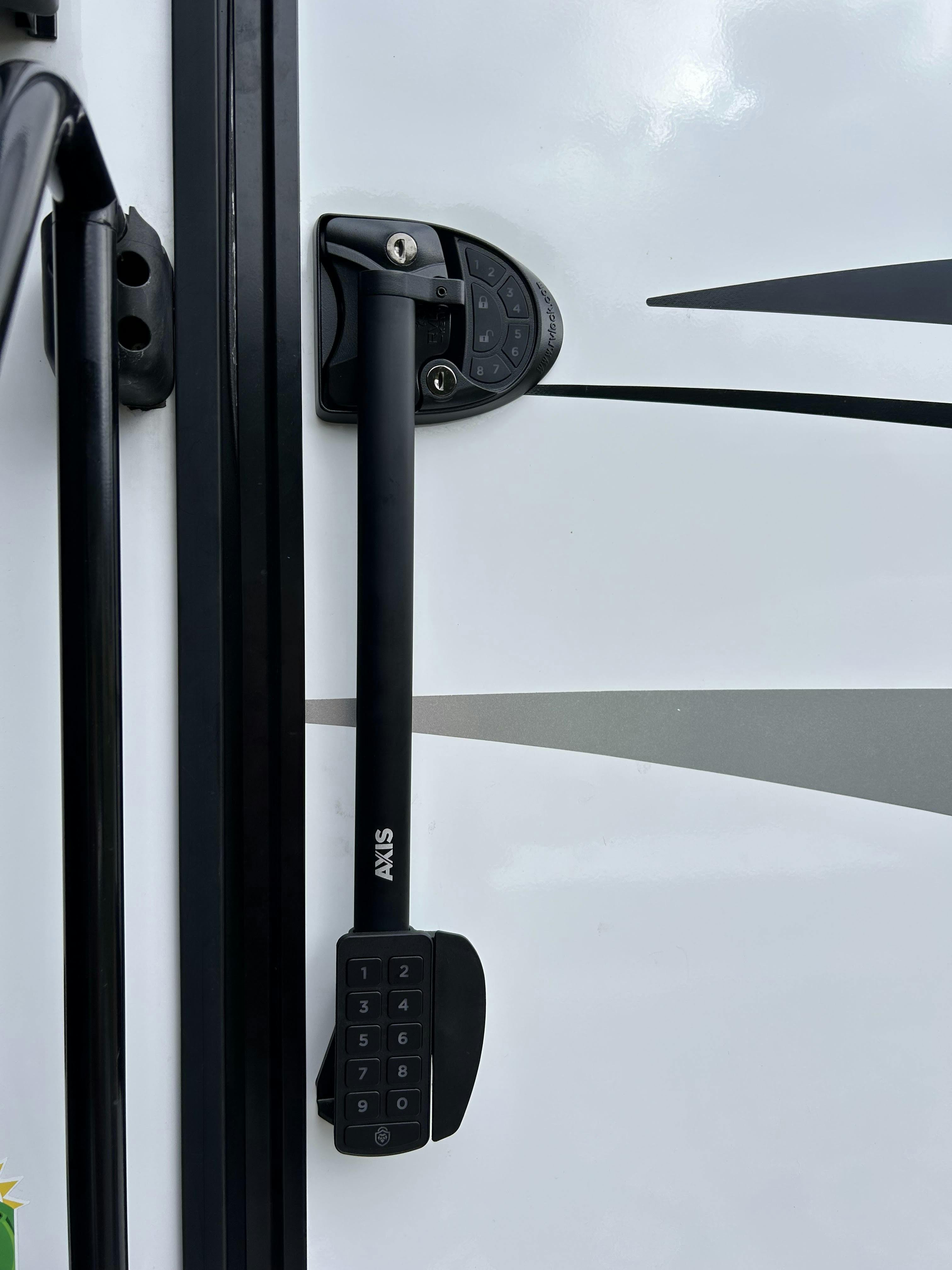 Axis Keyless Latch Extender RVLock