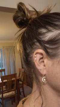 Delia Pearl Drop Stud