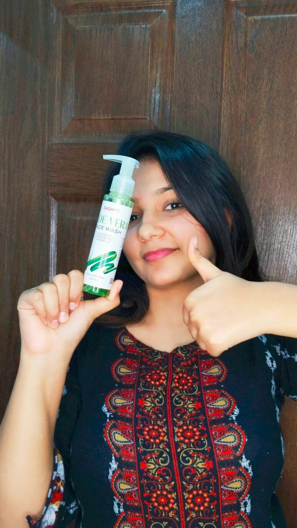 Aloe Vera Face Wash Refreshing Cleanse for Glowing Skin SACHET