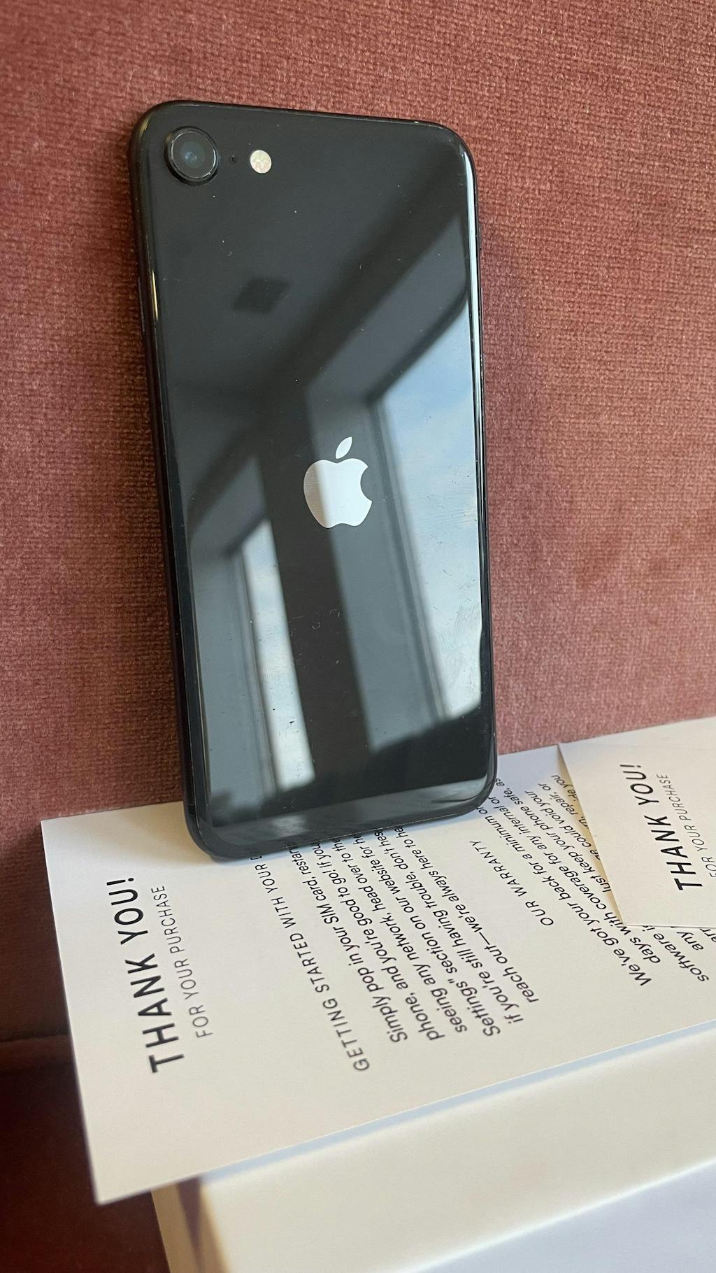 Refurbished iPhone SE 2020