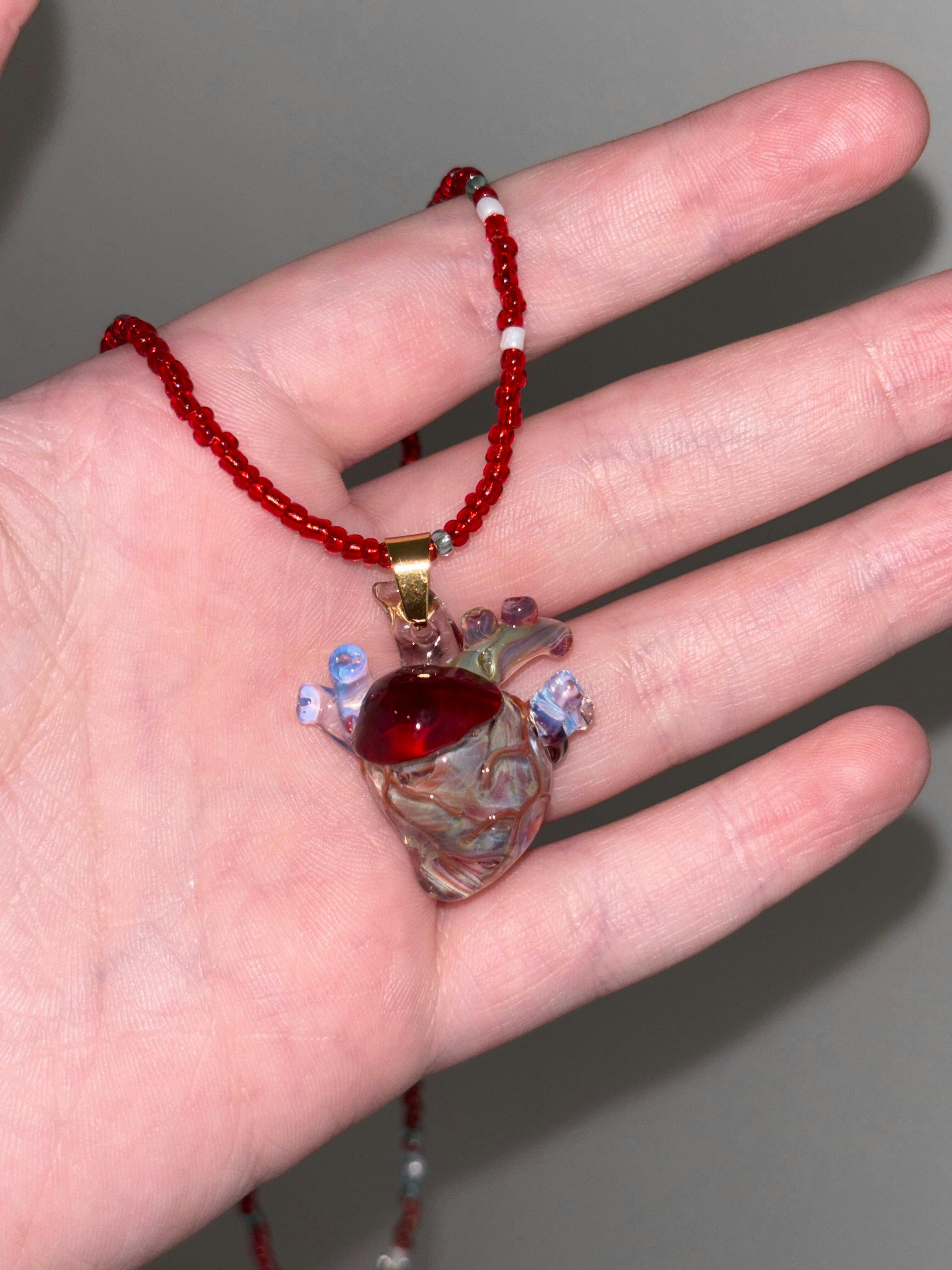 Red Iris – CARDIVIVAL