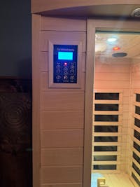 Maxwell-901BH 1 Person Ultra-Low EMF Far Infrared Sauna