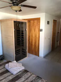 Ample-901SH 1 Person Ultra-Low EMF Far Infrared Sauna | Clearance Sale