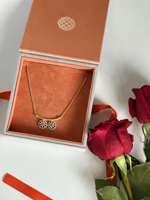 Mina Maharashtrian Vati Mangalsutra