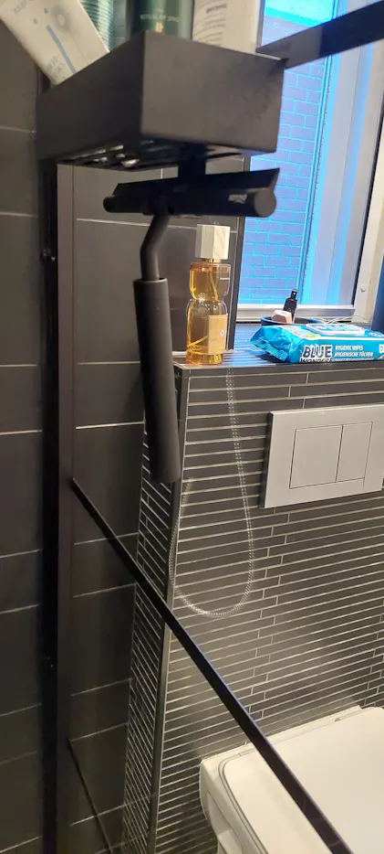 Sanova Uitschuifbare Douchewisser - Tot 100 CM - Zwart - Vloertrekker met steel - Vloerwisser - Trekker Douche en Badkamer kopen? | | Vloertrekker