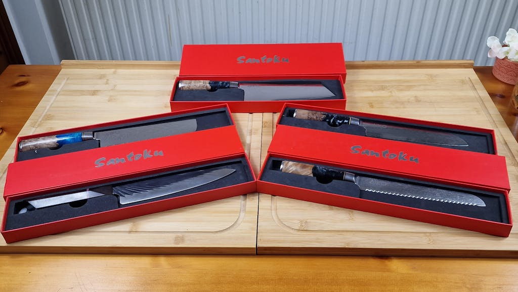 Aiko Black Damascus Steel Knife with Coloured Black Resin Handle