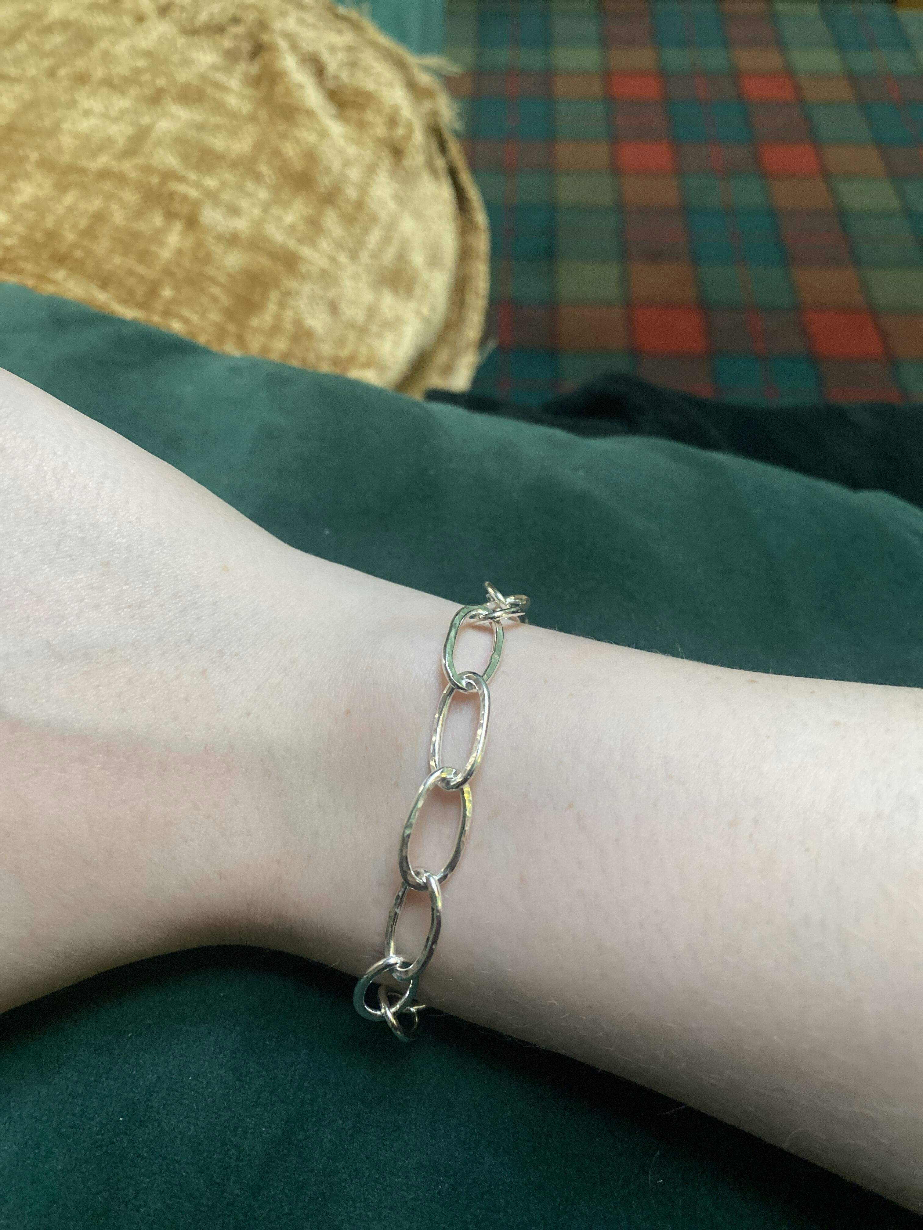 Hammered Paperclip Chain Bracelet – Sapphire and Rose Jewellery