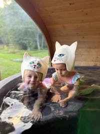 Sauna Hat ‘Green-eyed Kitty’ 100% Wool