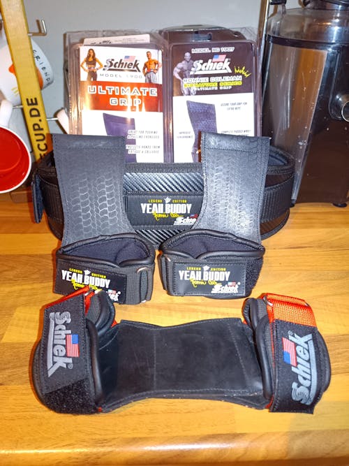 Ronnie Coleman Signature Series Model RC 1907 Platinum Ultimate Grip