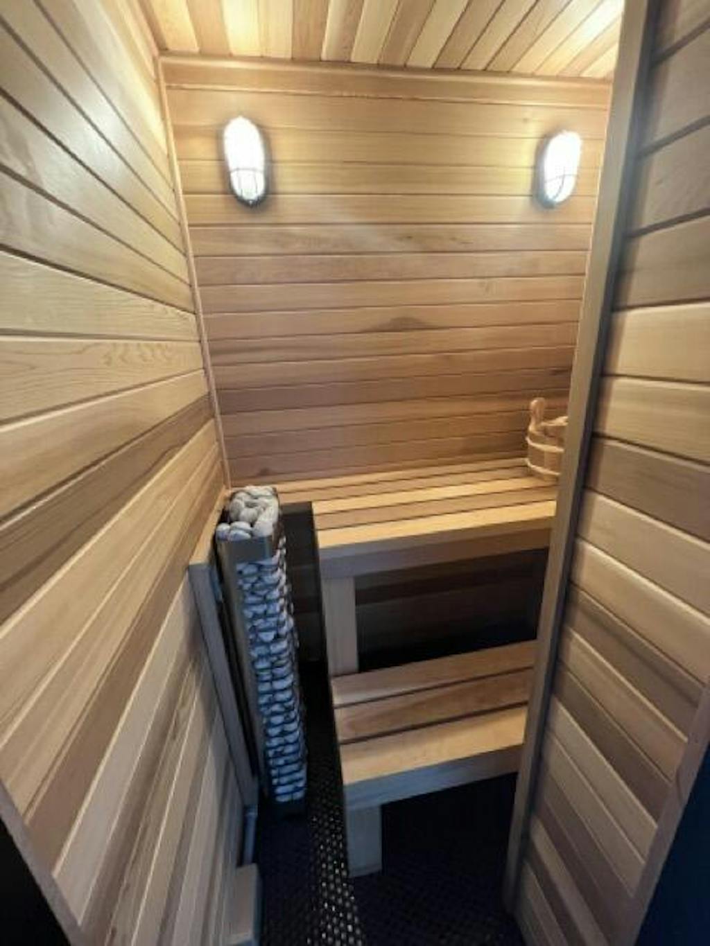 Dynamic Saunas "Venice" 2Person Low EMF FAR Infrared Sauna Select Saunas