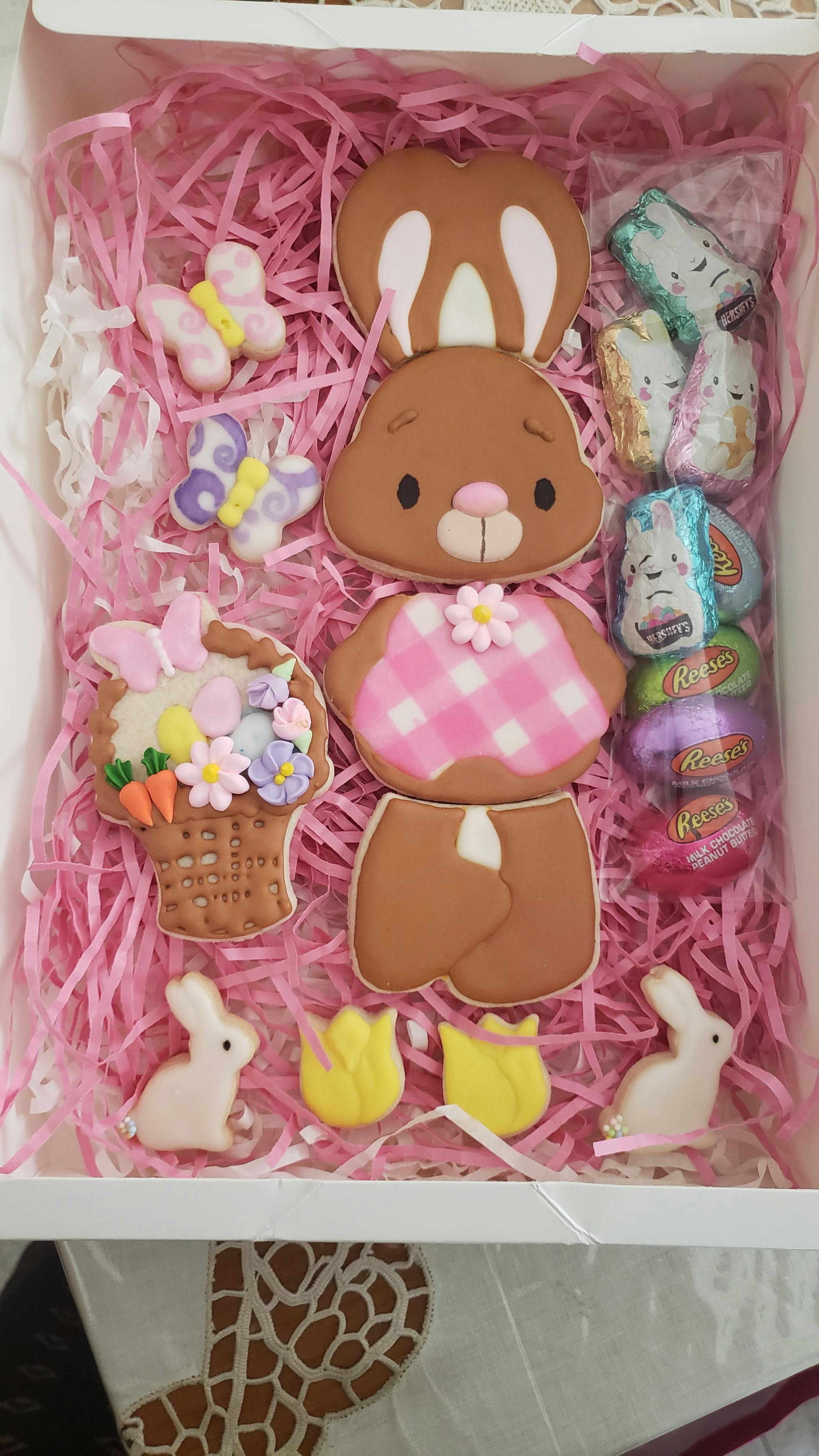 Lot De 18 Emporte-pièces En Plastique (lapin, Ours, éléphant, œuf, Vache...)