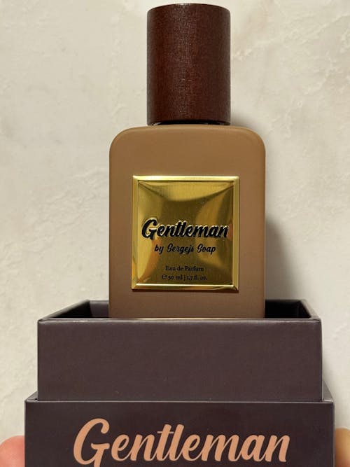Gentleman Extrait De Parfum