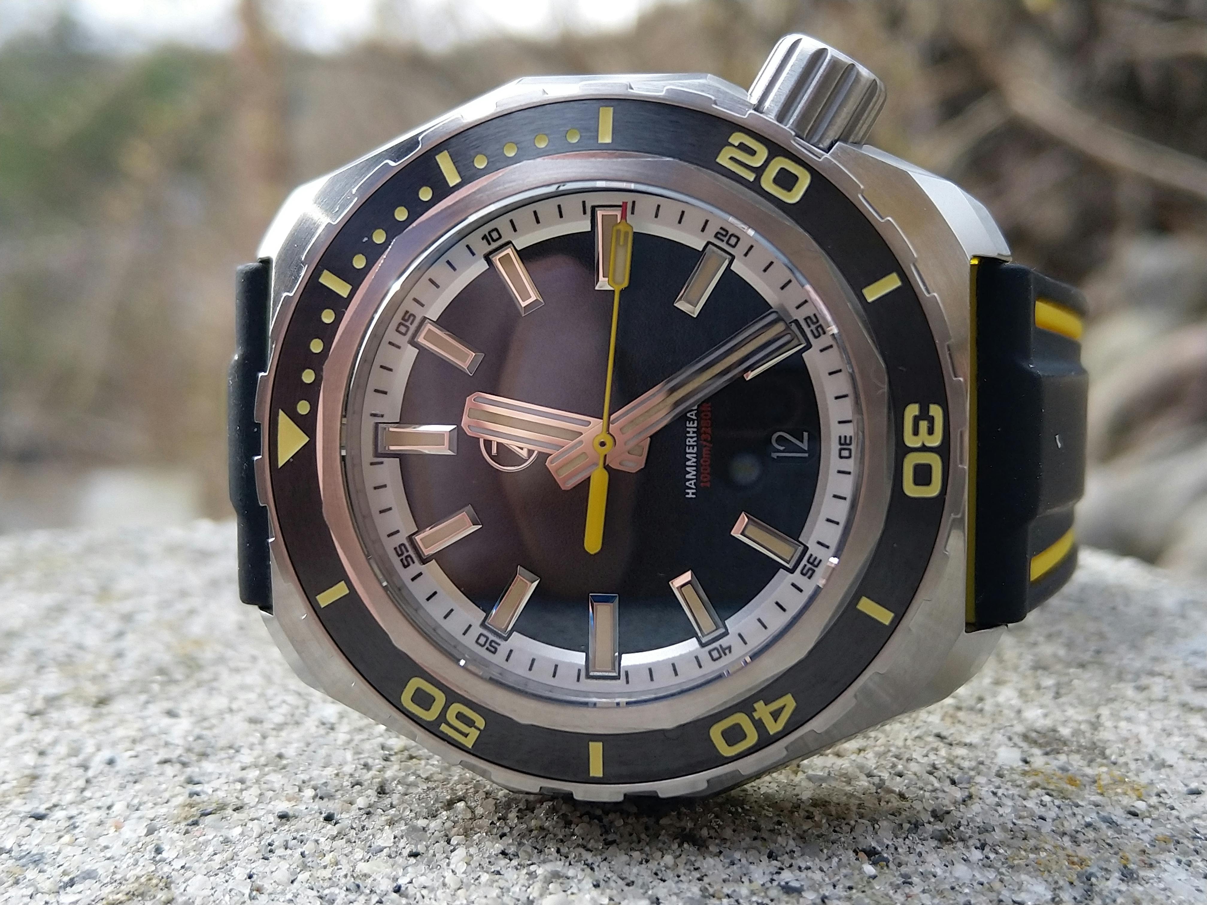 Zelos Hammerhead 2 Steel Black Sand NH35 - SeriousWatches.com
