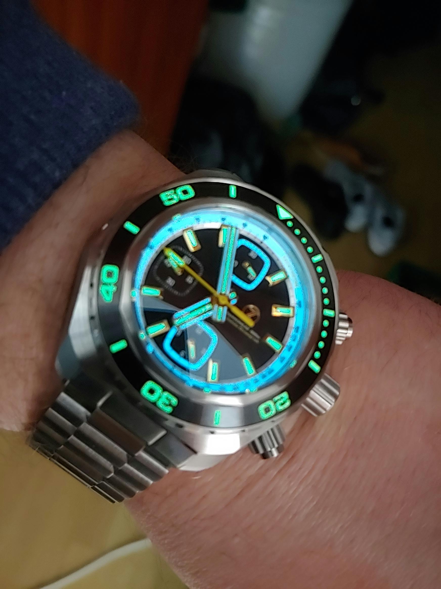 Ocean X Sharkmaster Bronze M9 44mm (automatic) All SMB532SW – SeriousWatches  LE | Extropian