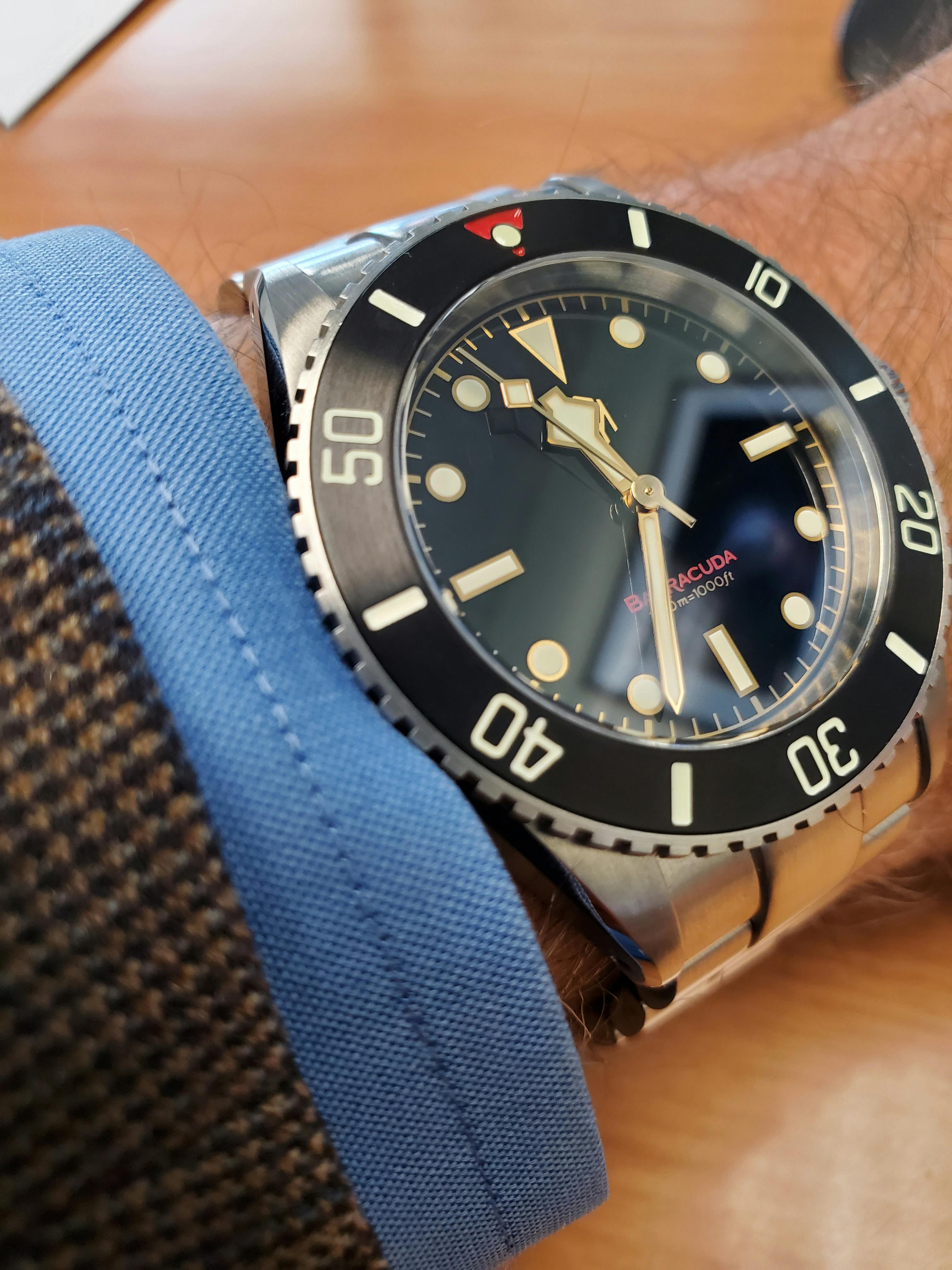 NTH Barracuda Vintage Black No Date BoR - SeriousWatches.com