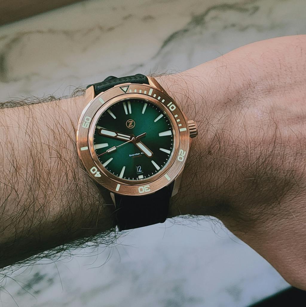 Zelos Swordfish 40mm Bronze Emerald Green