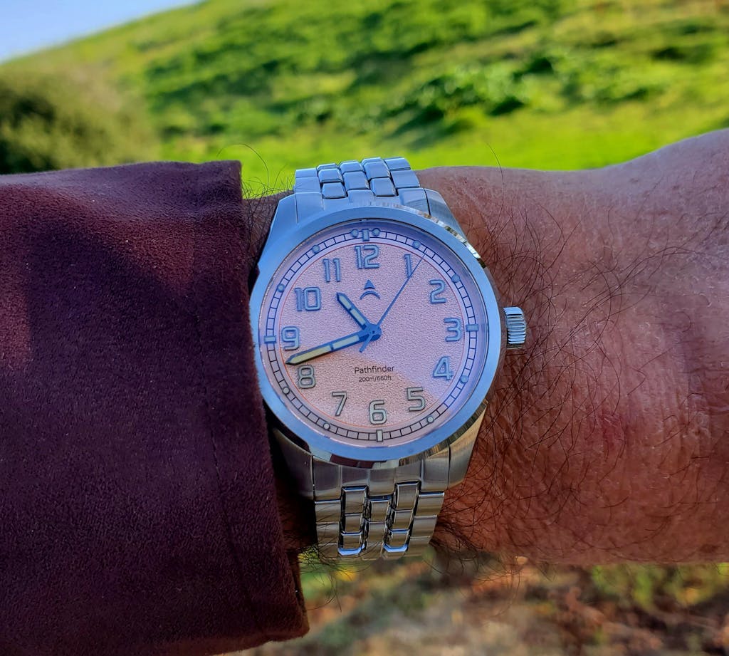 Axios Pathfinder 40 Salmon