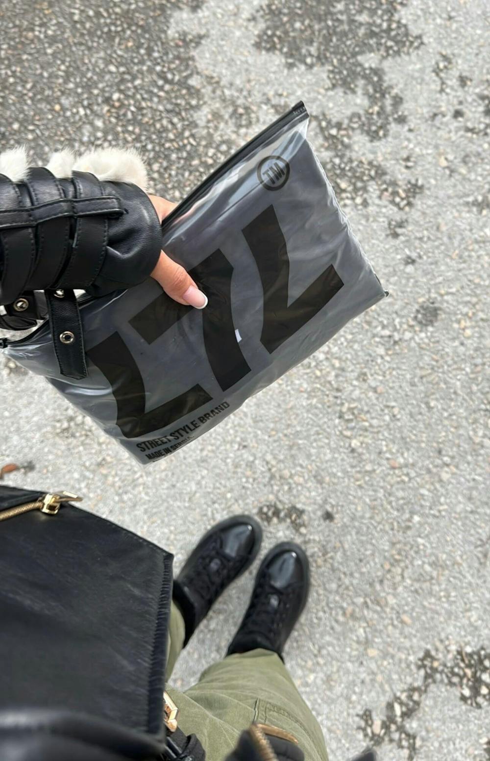 OVERSIZED MAJICA LEO BEE