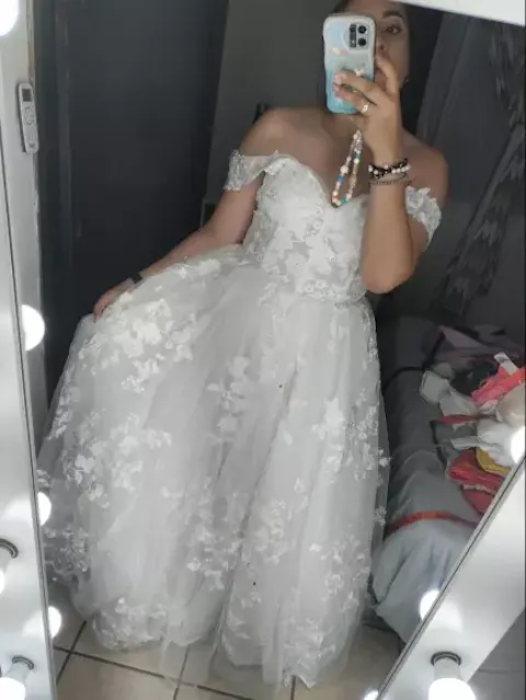 Princess Boho Wedding Dresses For Women Off the Shoulder Sweetheart Lace Appliques Bridal Gown Ball Gown