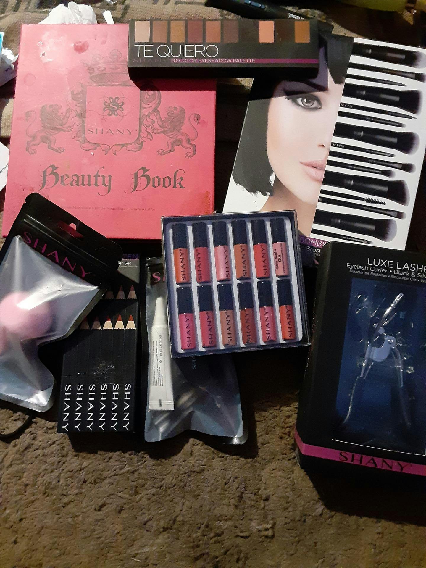 SHANY Beauty Book All in One Makeup Set
