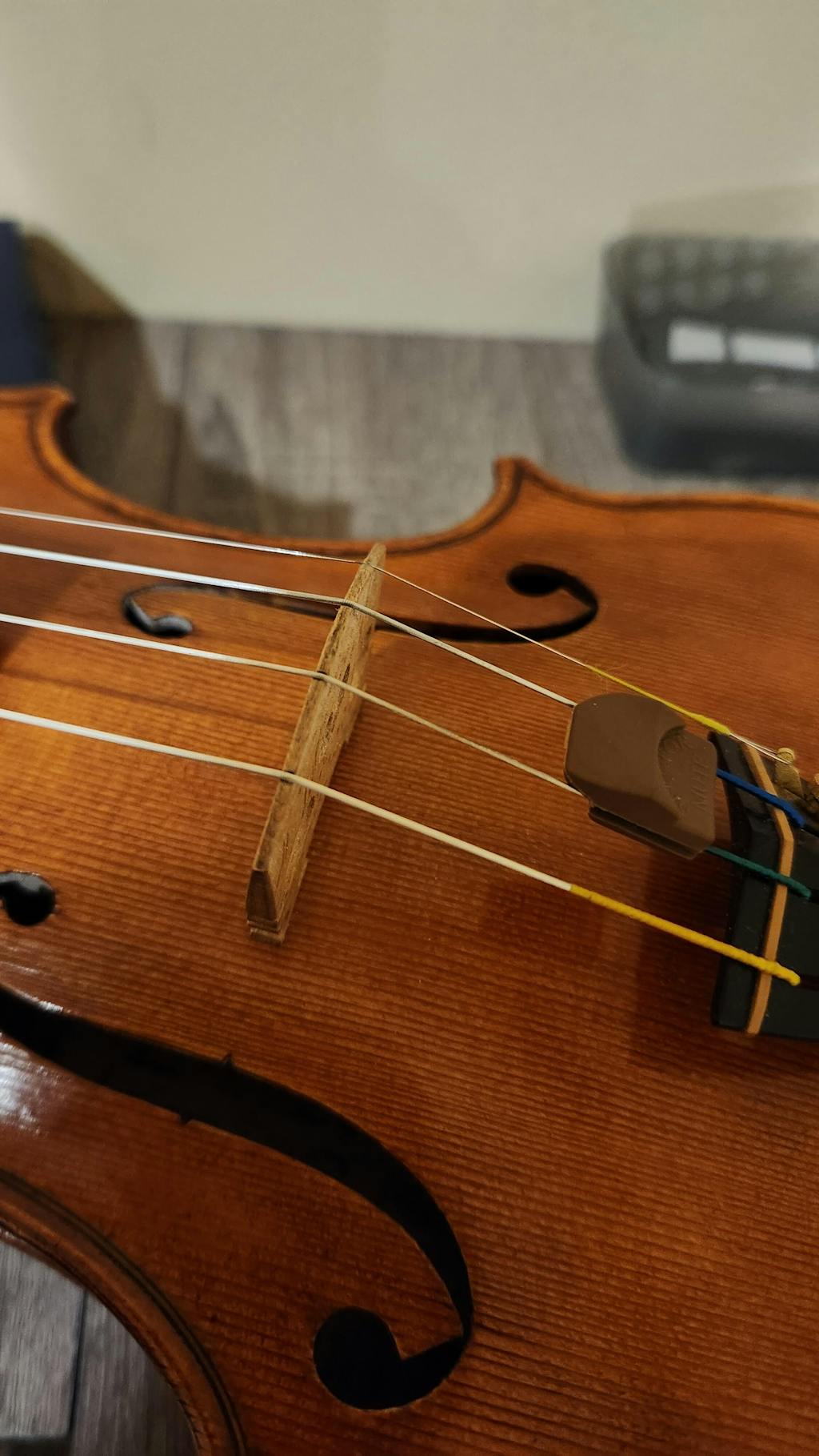 Goldbrokat 24K Premium E String