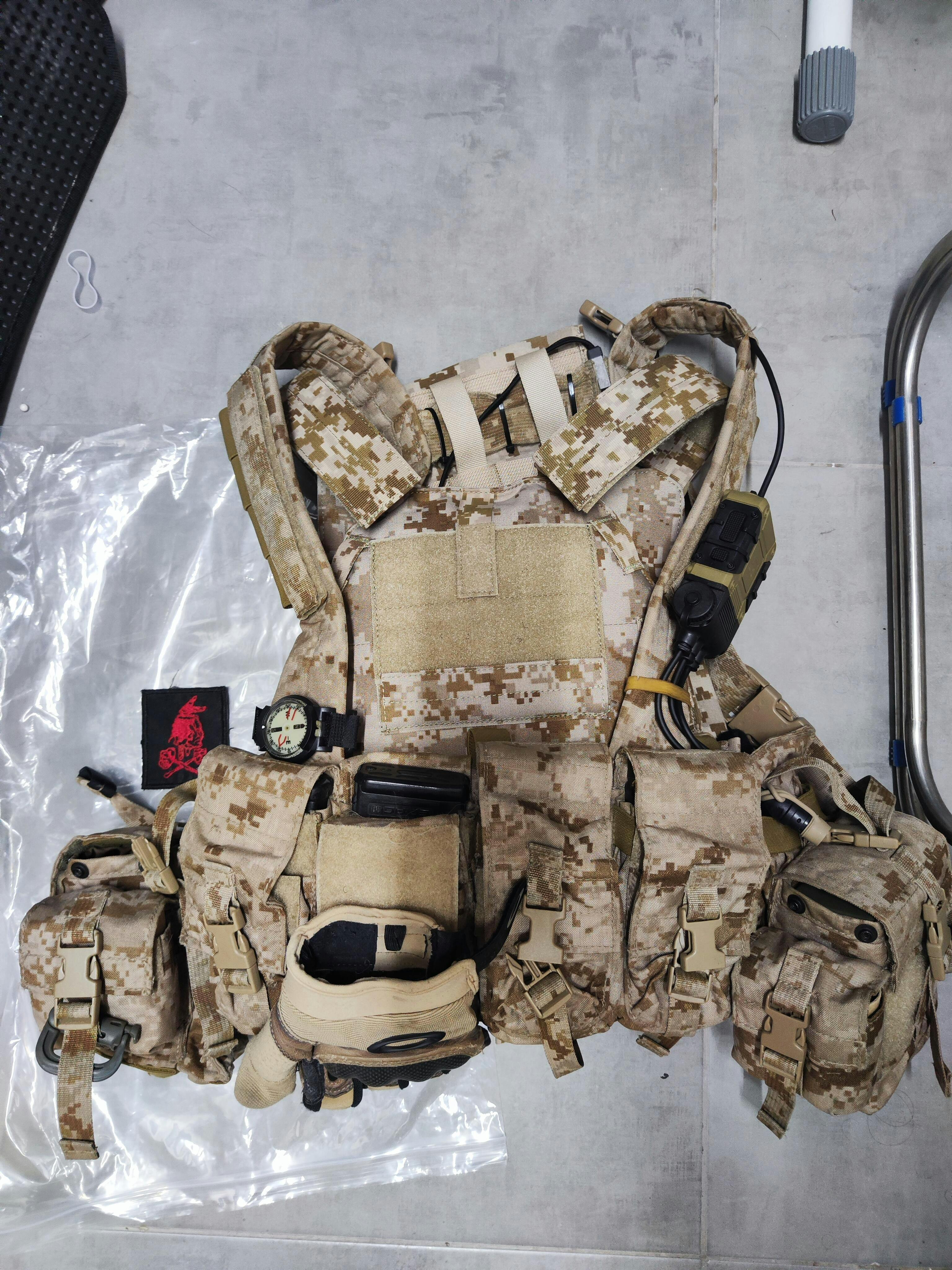 Devgru Navy seals tactical gears AOR1 6094 slick